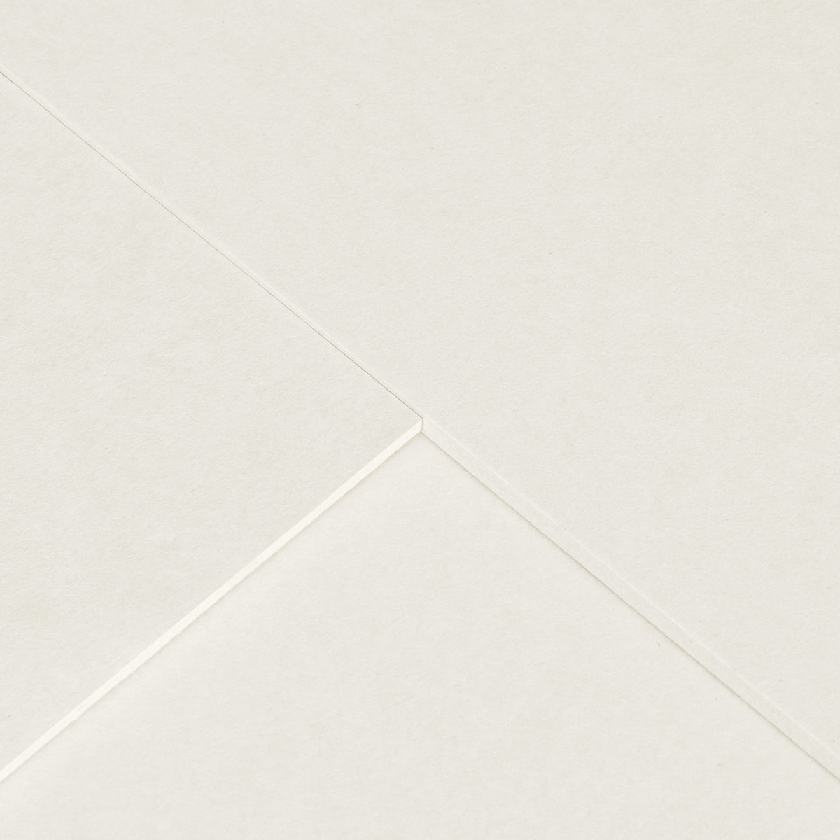 Paperboard KROMA Natural White edge view