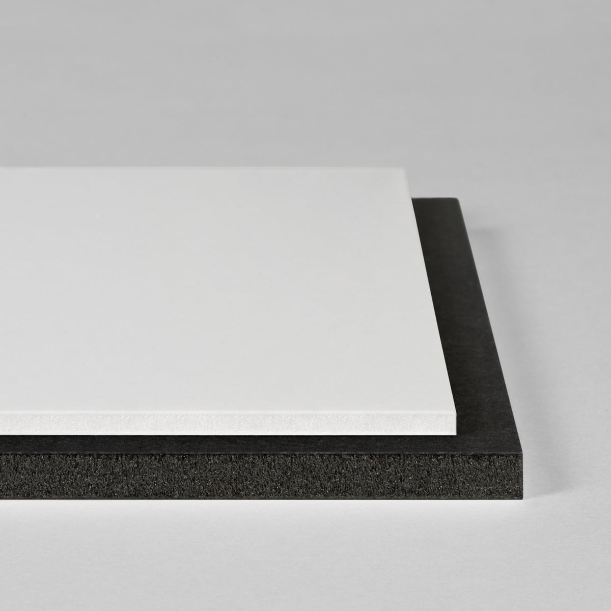 Lightweight foam boards GATORFOAM | black & white